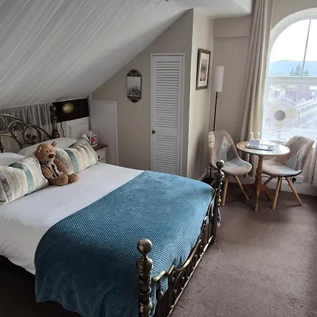 Denehurst - Adults Only 4*