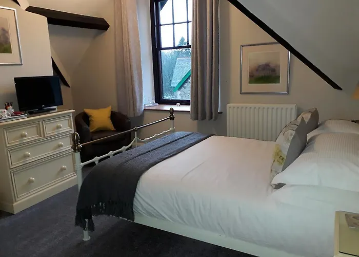 Denehurst - Adults Only