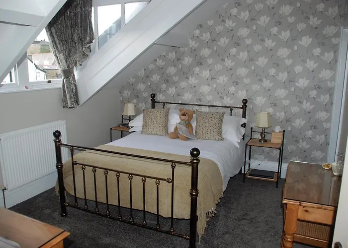 Denehurst - Adults Only