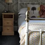 Denehurst - Adults Only