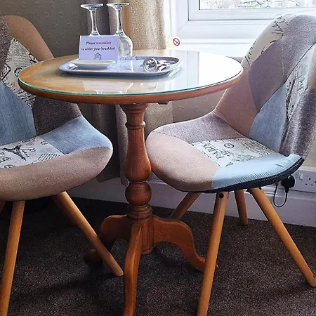 Denehurst - Adults Only 4*