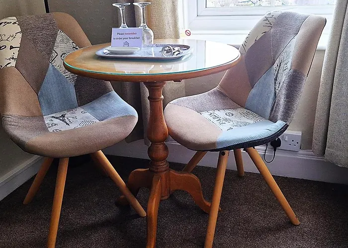 Denehurst - Adults Only 4*