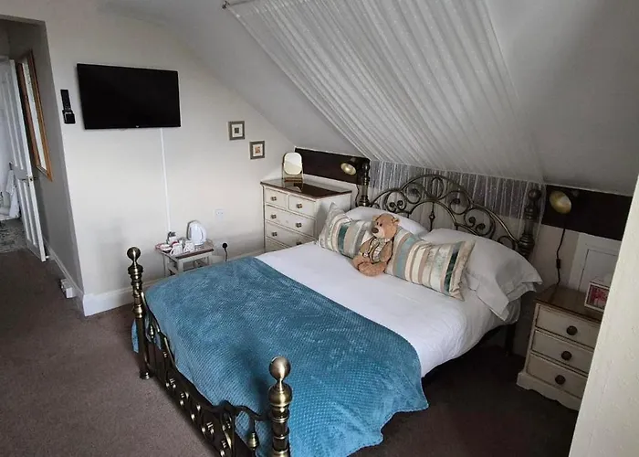 Denehurst - Adults Only Guest house